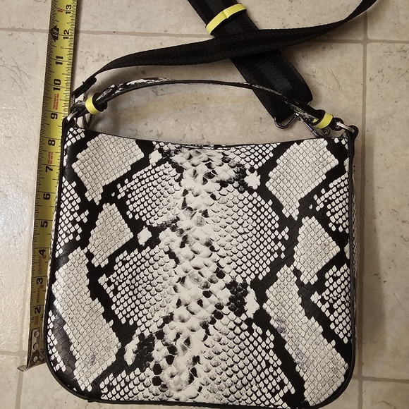 Zara NWT Animal Print White Python Snake Shoulder Bag Snakeskin Bucket Style - Picture 2 of 5
